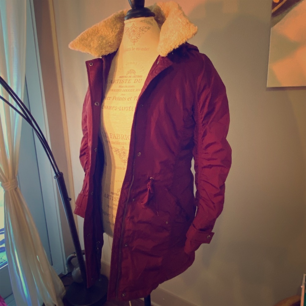 Andrew Marc New York maroon jacket coat  hoodie XS​